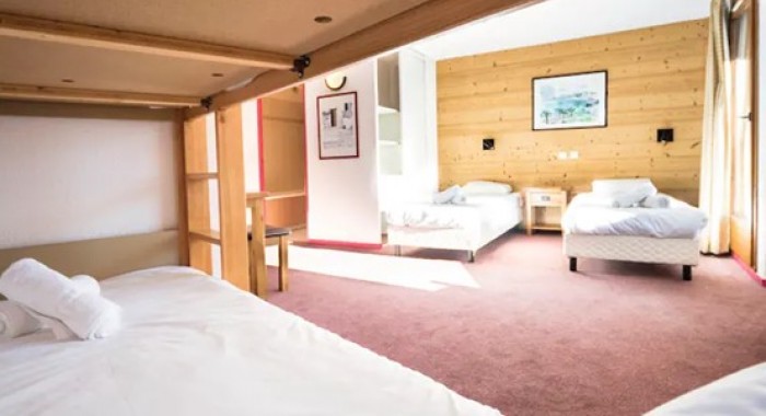 Hotel Montana, La Tania ski chalet, image 4